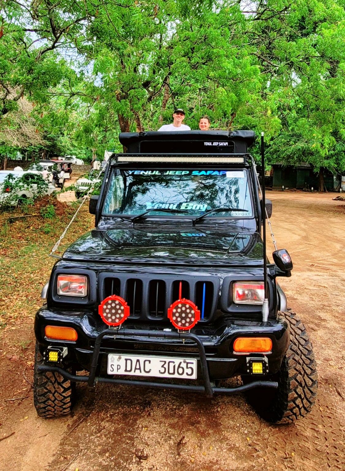 Yenul Jeep Safari jeep with guests